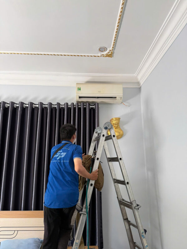 Bán Máy Lạnh Cũ Phường Gia Định 03