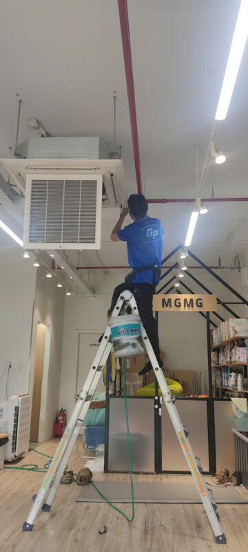 Vệ Sinh Máy Lạnh Âm Trần Phường Gia Định 04